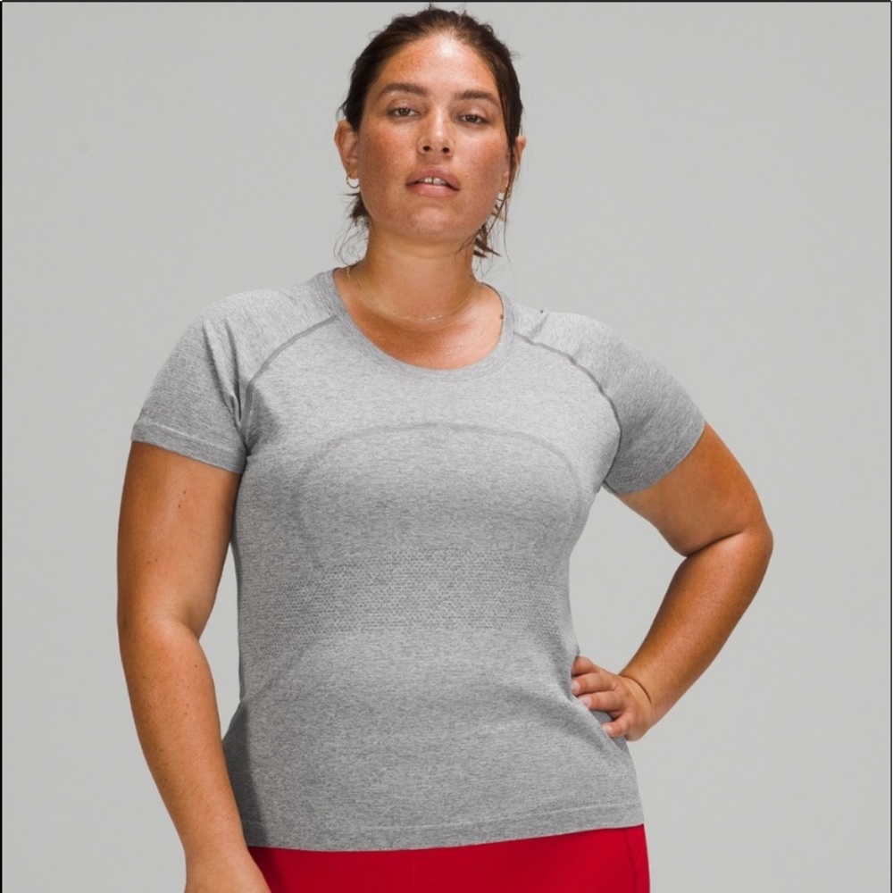 Lululemon Slate/white swiftly tech